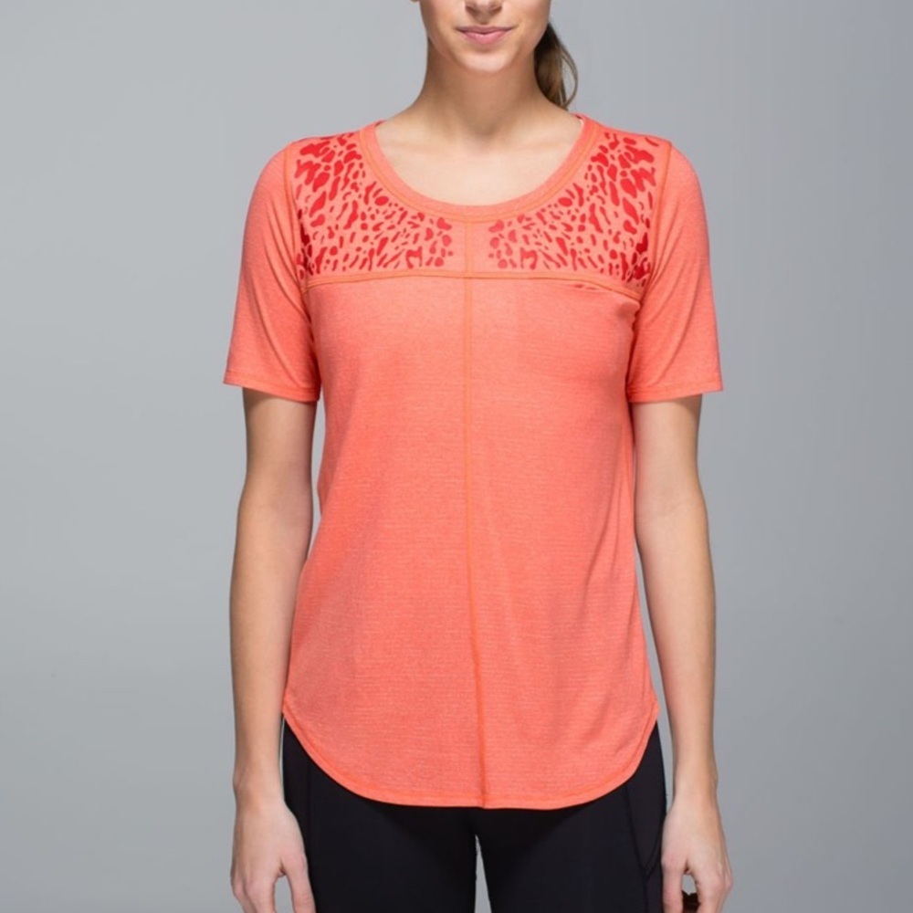 lululemon‎ Run Away Tee Luon Heathered Atomic Red